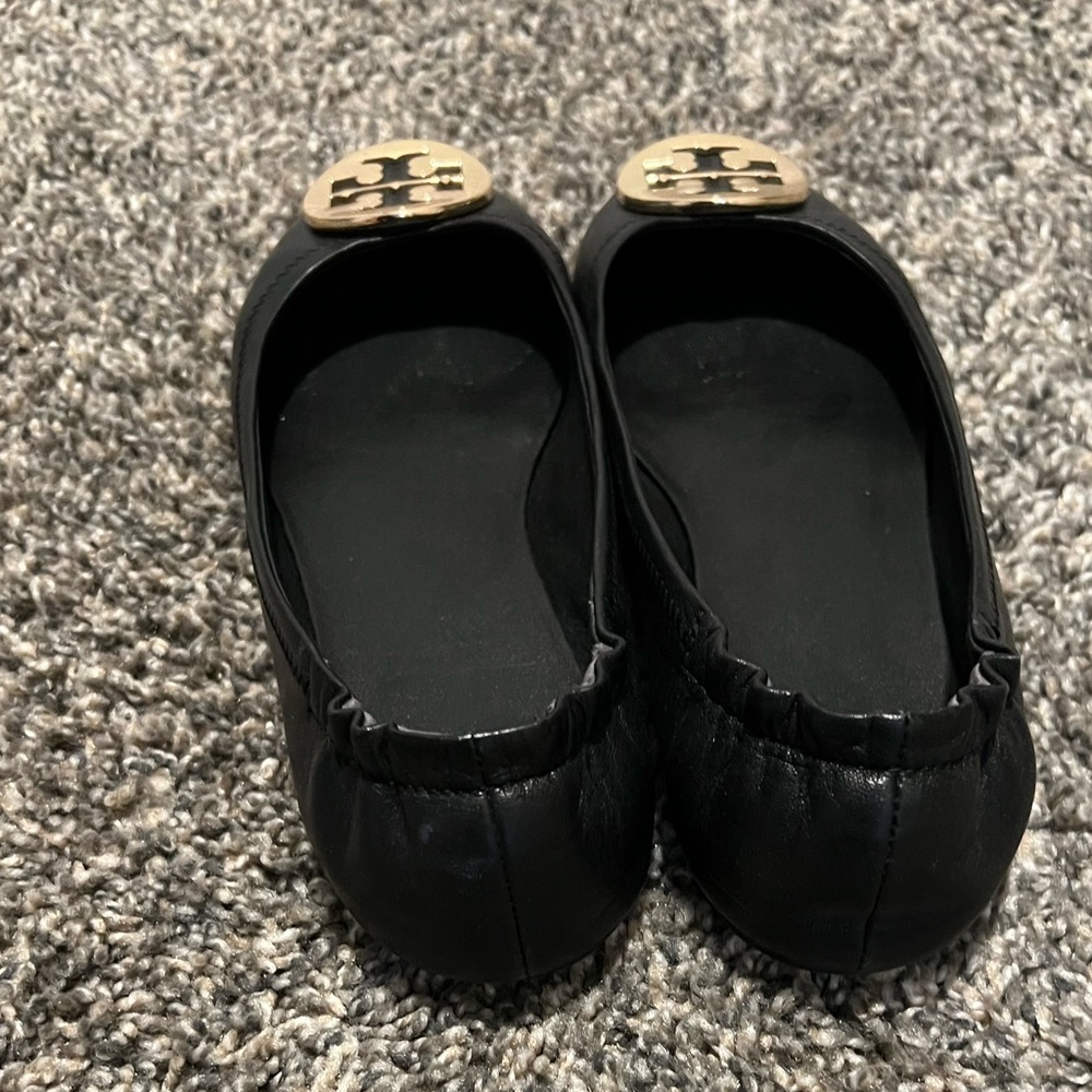 Tory burch, Black with gold. Size 8